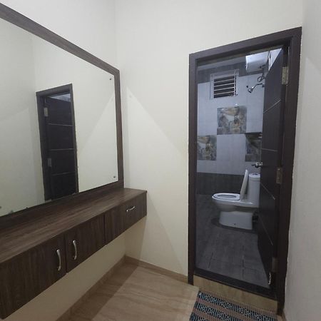 Shi'S Vilva - The Bungalow In Coimbatore - Near Airport, Kmch, Codesia 外观 照片