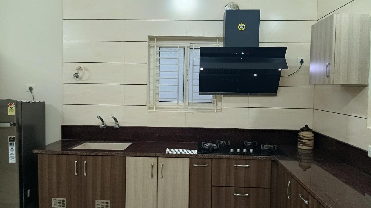 Shi'S Vilva - The Bungalow In Coimbatore - Near Airport, Kmch, Codesia 外观 照片